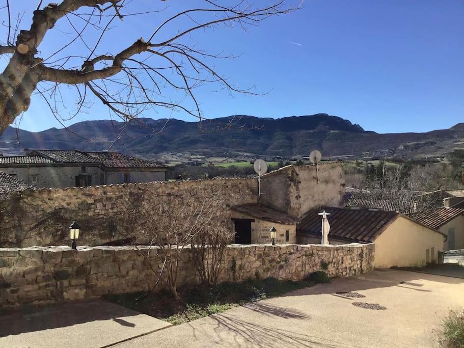 Gite Confortable Village Medieval Sainte-Jalle Baronnies Provencales Bagian luar foto